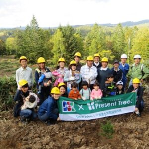JCB北海道支社社員様がPT雨竜で植樹体験！